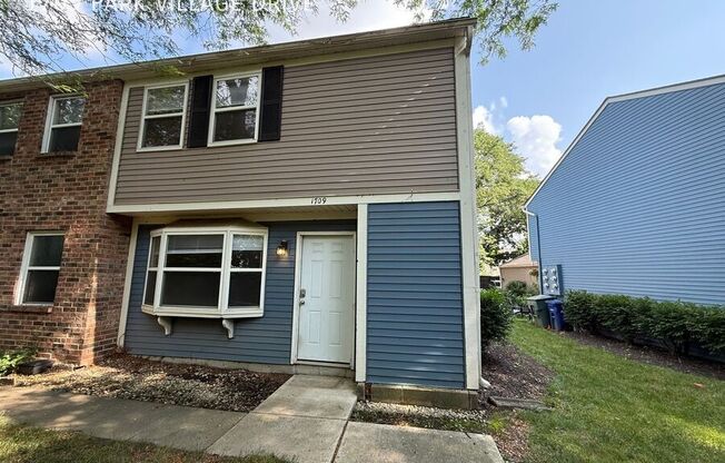 1709 PARK VLG DR