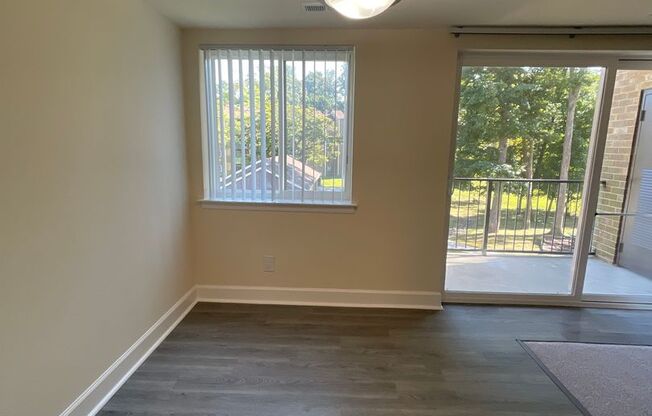 2 beds, 2 baths, 1,000 sqft, $1,990, Unit 14207 #103