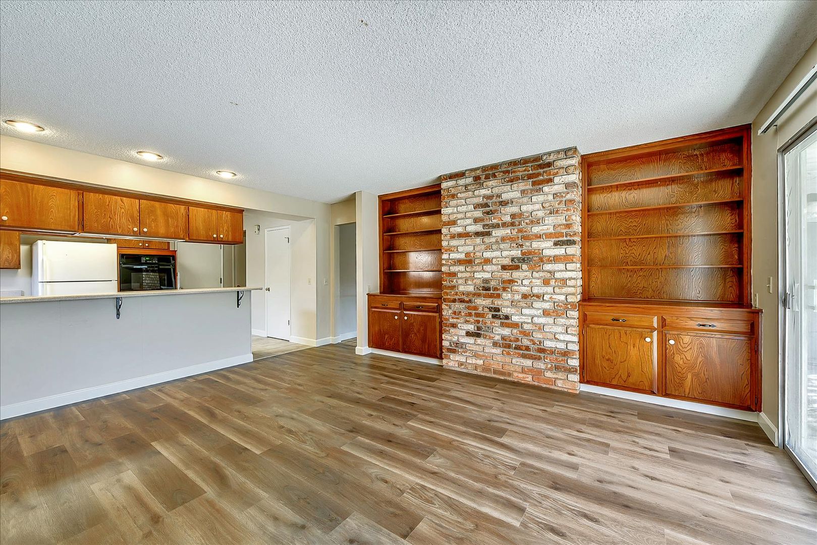3 beds, 2 baths, $5,500