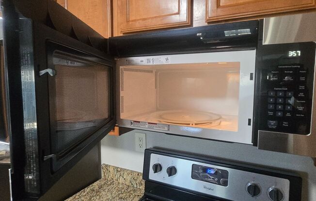 4 beds, 2 baths, $3,500, Unit Unit 113