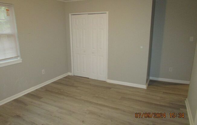 3 beds, 2 baths, $1,495