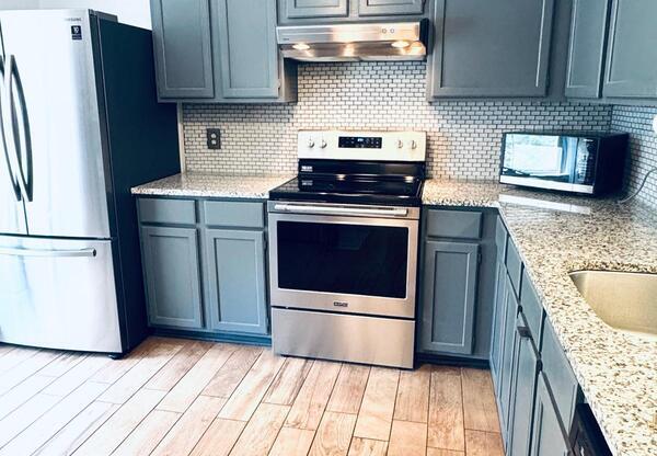 110 W CHALFONT WAY