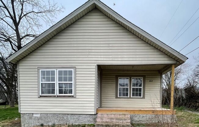 Newly Remodeled 3 Bedroom, 1 bath Home