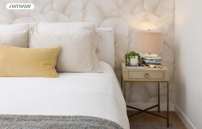 3 beds, 2 baths, $6,250, Unit 1202E