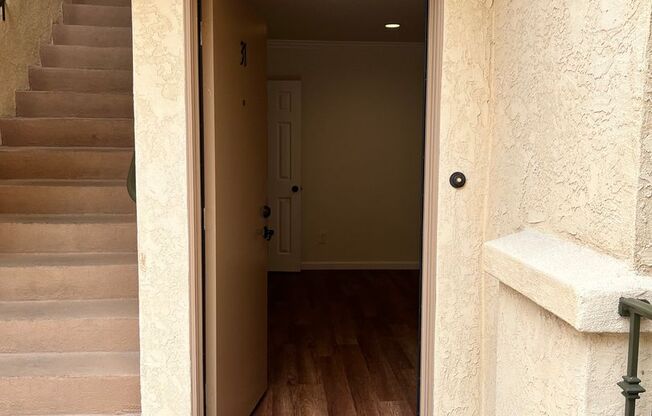 2 beds, 1 bath, 918 sqft, $2,999, Unit 031