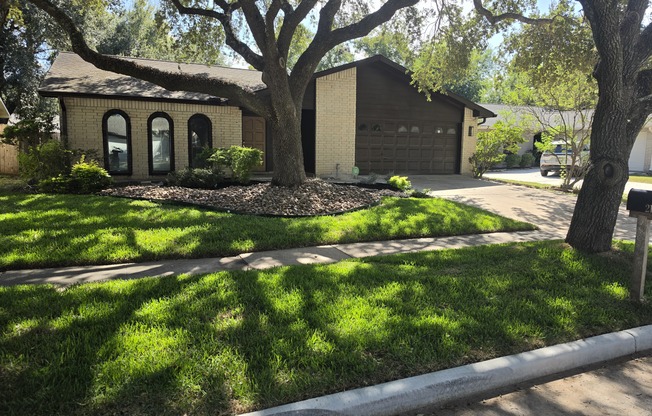 2103 FALL MDW DR