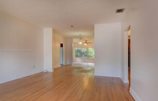 212 PONCE DE LEON BLVD