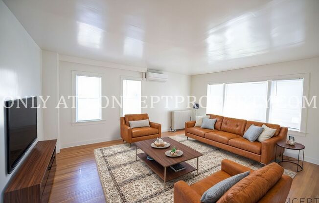 3 beds, 2 baths, 1,400 sqft, $2,100, Unit 06