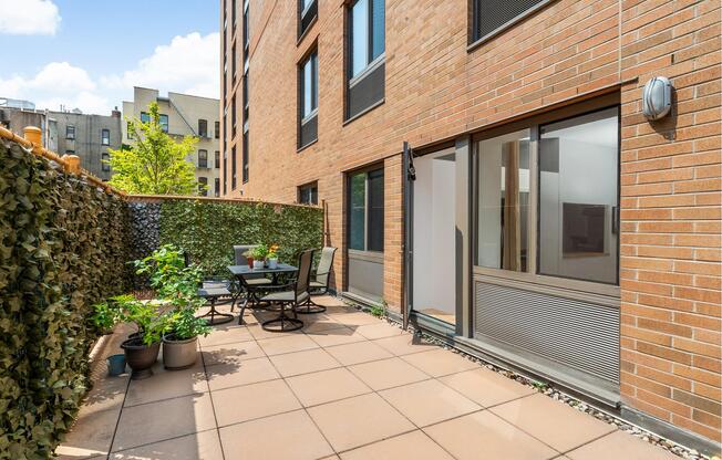 300 W 135 ST