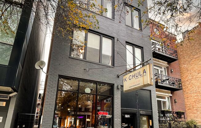 2152 W Division St #1R Chicago IL 60622