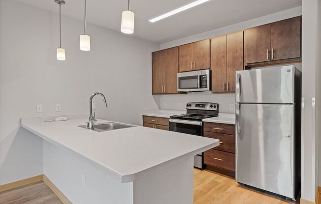 1 bed, 1 bath, 674 sqft, $1,090, Unit 411