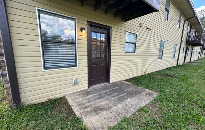 2 beds, 1 bath, $950