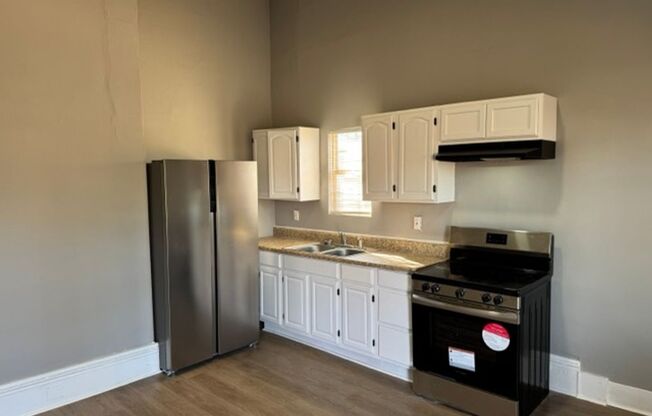2 Bed 1 Bath Duplex Apartment