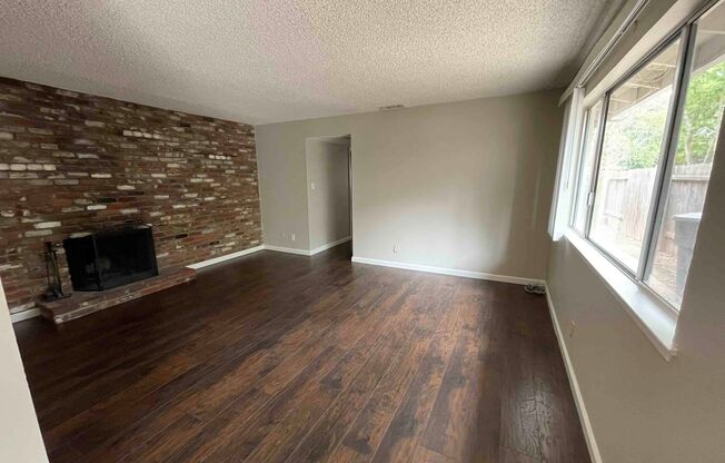 2 beds, 1 bath, $1,995