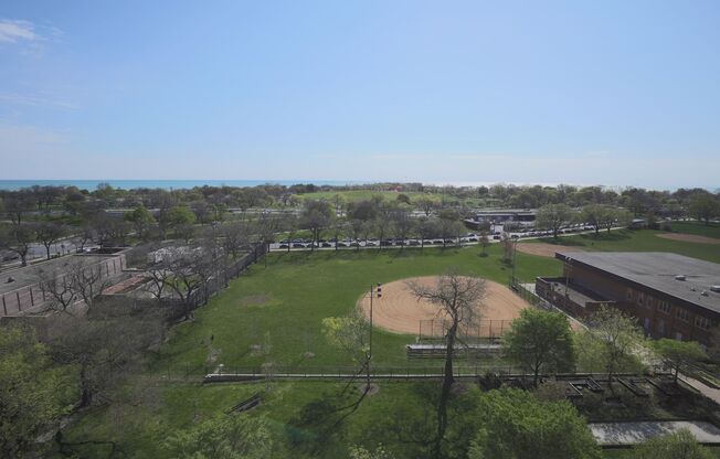 1 bed, 1 bath, 520 sqft, $1,945, Unit 902