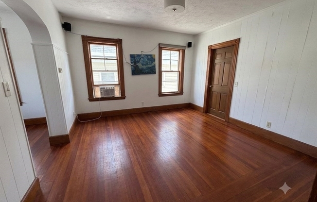 58 WILLOW AVE