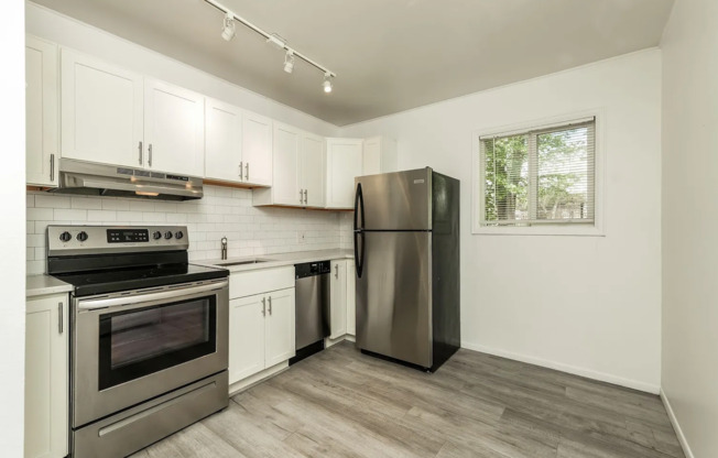 1 bed, 1 bath, 627 sqft, $898, Unit Unit 6