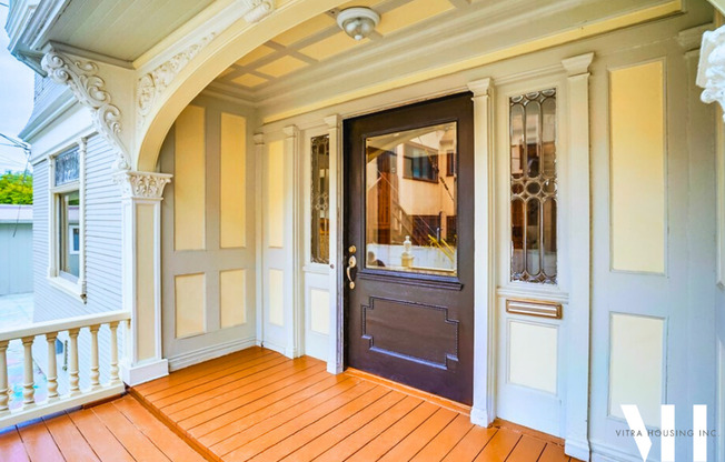 Expansive Six Bedroom House Steps from USC Campus!