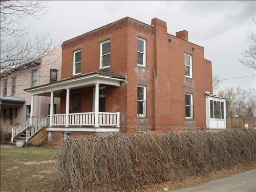 3224 Bryant St