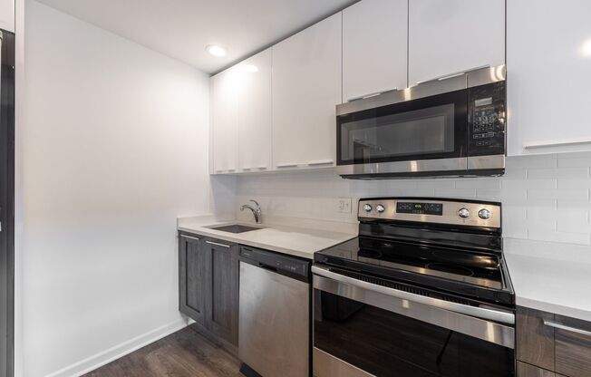 1 bed, 1 bath, $1,725, Unit 604