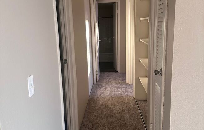 2 beds, 2 baths, 935 sqft, $1,160, Unit 21Q-2D