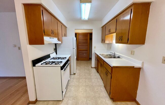 1216 Memorial Drive