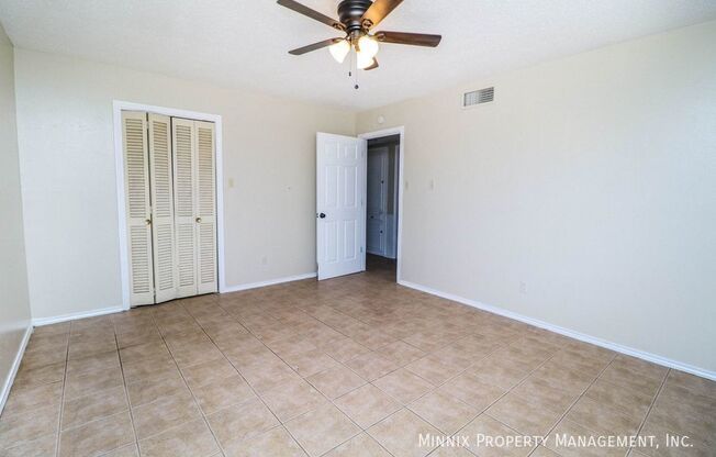 2 beds, 1 bath, 1,268 sqft, $800