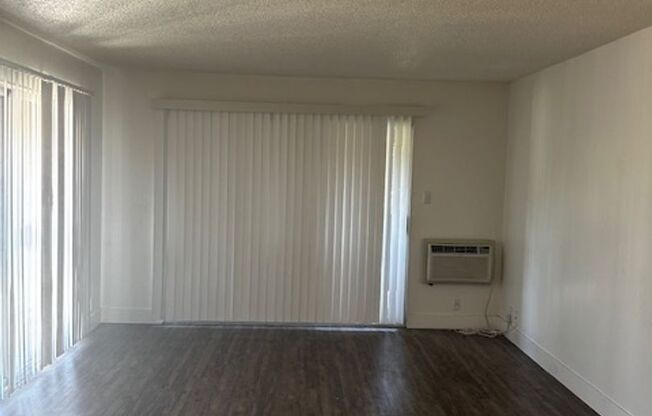 2 beds, 1 bath, 825 sqft, $2,200, Unit 312