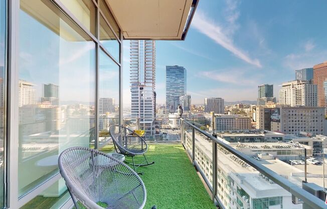 2 beds, 3 baths, 1,660 sqft, $6,000, Unit 1616