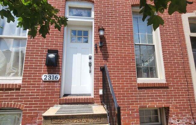 Charming 2Bed/3Bath in Patterson Place