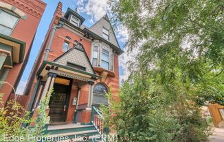 2418 Stout Street