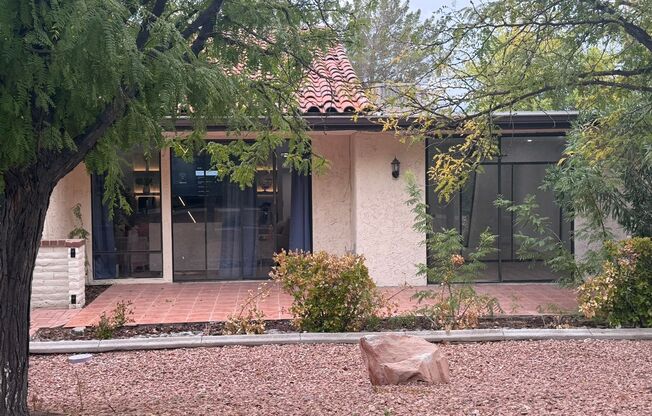 3 beds, 2 baths, $2,200