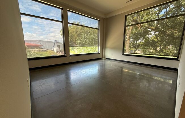 1 bed, 1 bath, 872 sqft, $1,725, Unit 142-114