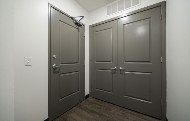 2 beds, 2 baths, 982 sqft, $1,700, Unit 804