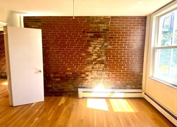 147 PRINCETON ST