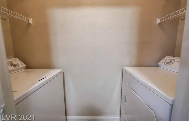 1 bed, 1 bath, 766 sqft, $1,399, Unit Sunridge Heights Pkwy. #1914