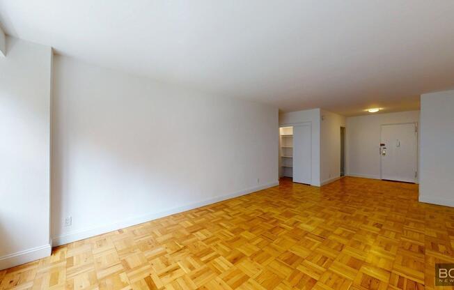 340 E 74 ST