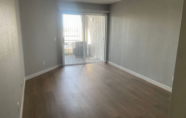 1 bed, 1 bath, 748 sqft, $2,840, Unit F-327