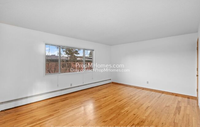 Updated One Bedroom Condo Within Walking Distance to OHSU!