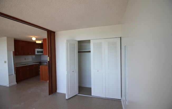 Secured Building -Studio, 1 Bath, 1 Parking-All Utilities Included!