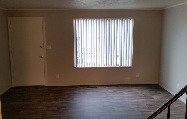 Woodland Manor Apartments