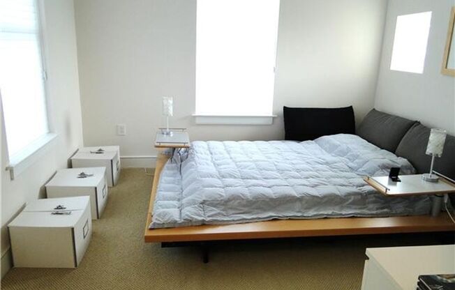 Chapel Hill / 2BR Southern Village Condo AVAIL
