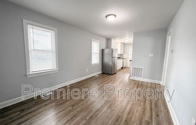 36 N POE ST