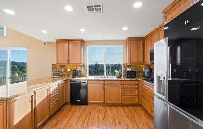 5672 COMO CIR