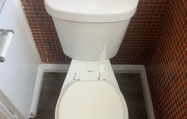 1 bed, 1 bath, 675 sqft, $1,645, Unit 41