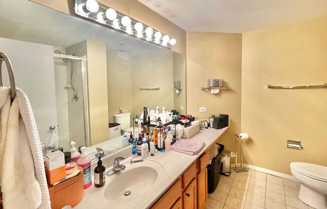 2 beds, 2 baths, $3,250, Unit 506