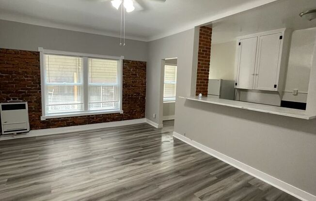 STUDIO $1495 LOS FELIZ HARDWOODS EXPOSED BRICK QUARTZ