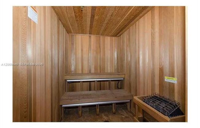 1 bed, 1.5 baths, $3,100, Unit # 206