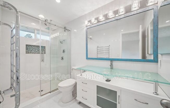 5132 WILLOW PT PKWY