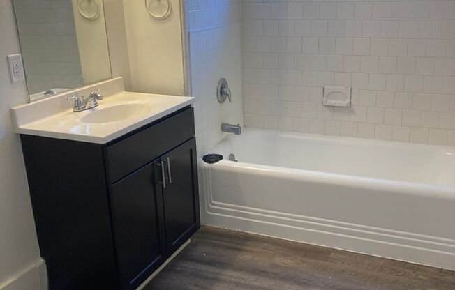 2 beds, 1 bath, 802 sqft, $1,399, Unit 1301-66